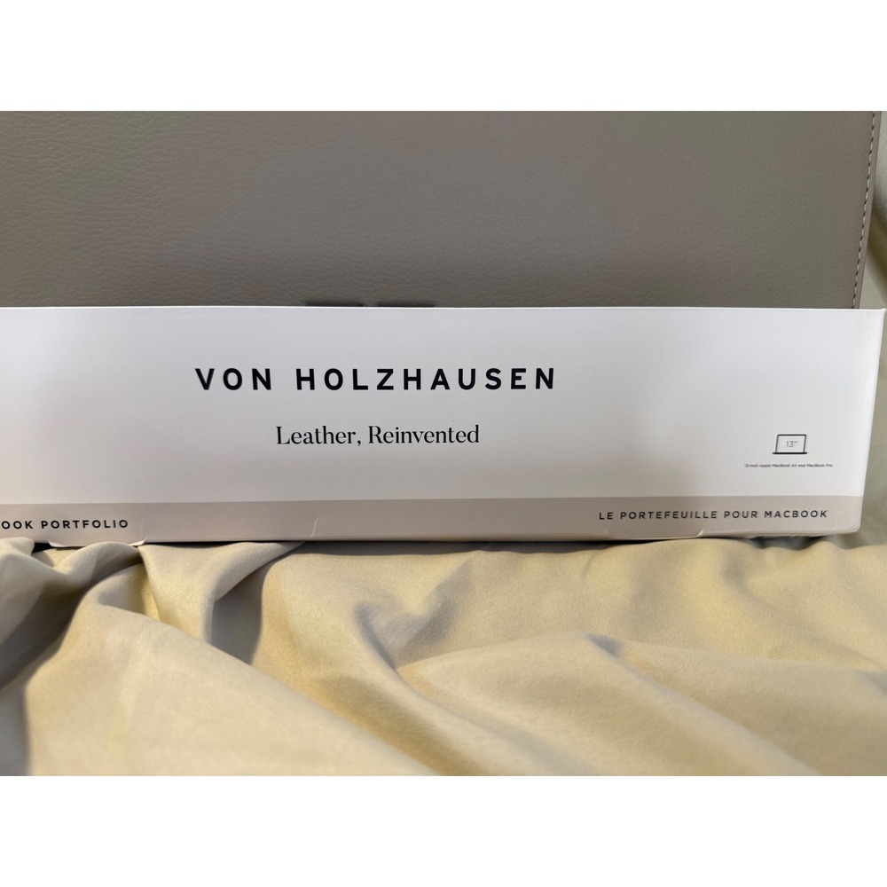 Von Holzhausen The MacBook Portfolio 13 Inch Stone Vegan Technik Leather Sleeve
